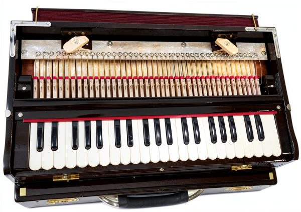 Alluring Crafts Harmonium with Carry Bag Black Wood-4