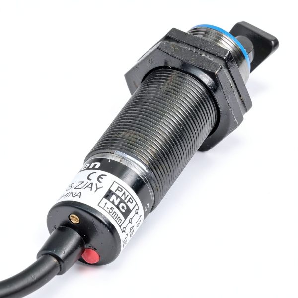 Heschen M18 Capacitive Proximity Sensor LJC18A3-5-Z/AY 5mm NC 3‑Wire-7